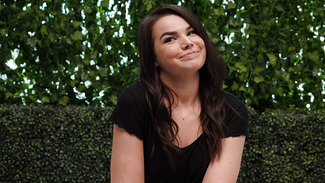 Net Girl - Gemma  / 30.1.2019