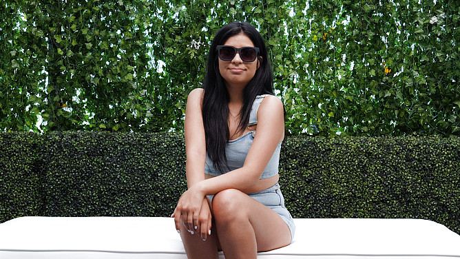 Net Girl - Lillian, Carmen  / 3.10.2018