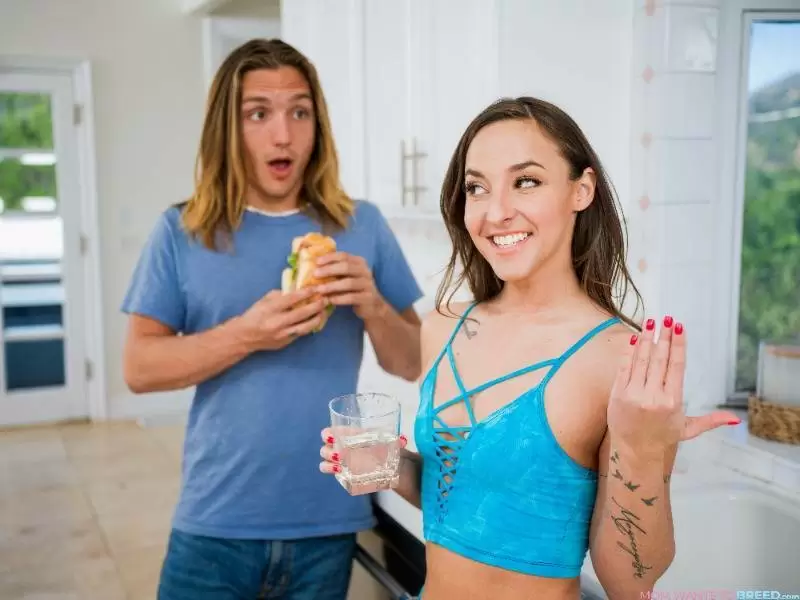 New  Amirah Adara Stepmom Gets Really Horny When She Works Out (14-04-2026) Hardcore  Roleplay  Family  Stepmom  Creampie  ILUVY  luluvdo.com  myvidplay.com