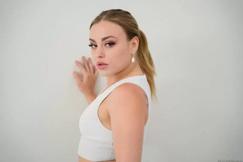 New  Anna Claire Clouds Anal Cramming (22-10-2025) Anal  Hardcore  Pov  ILUVY  lulustream.com  bigwarp.io