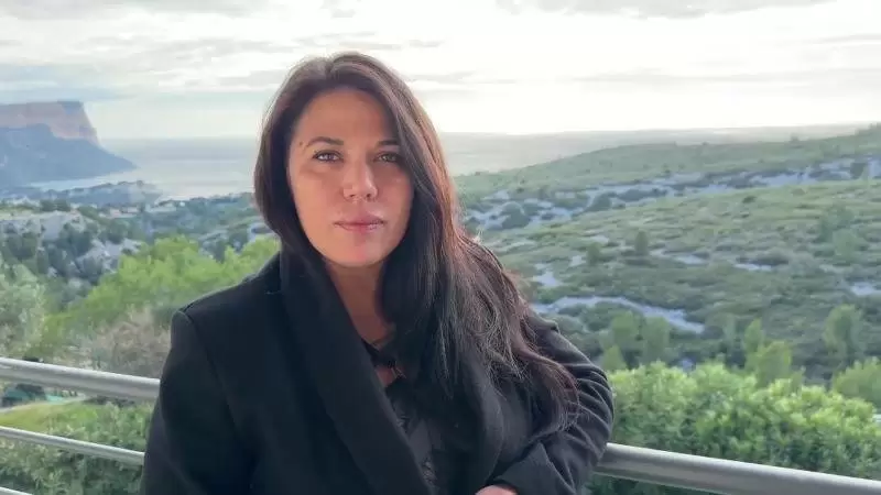 New  JacquieEtMichelTV  Vicky 40 Years Old Two Tails To Start The Year Off Right (07-01-2025) Hardcore  Milf  Bigtits  Threesome  Reality  French  ILUVY  lulustream.com  vidnest.io